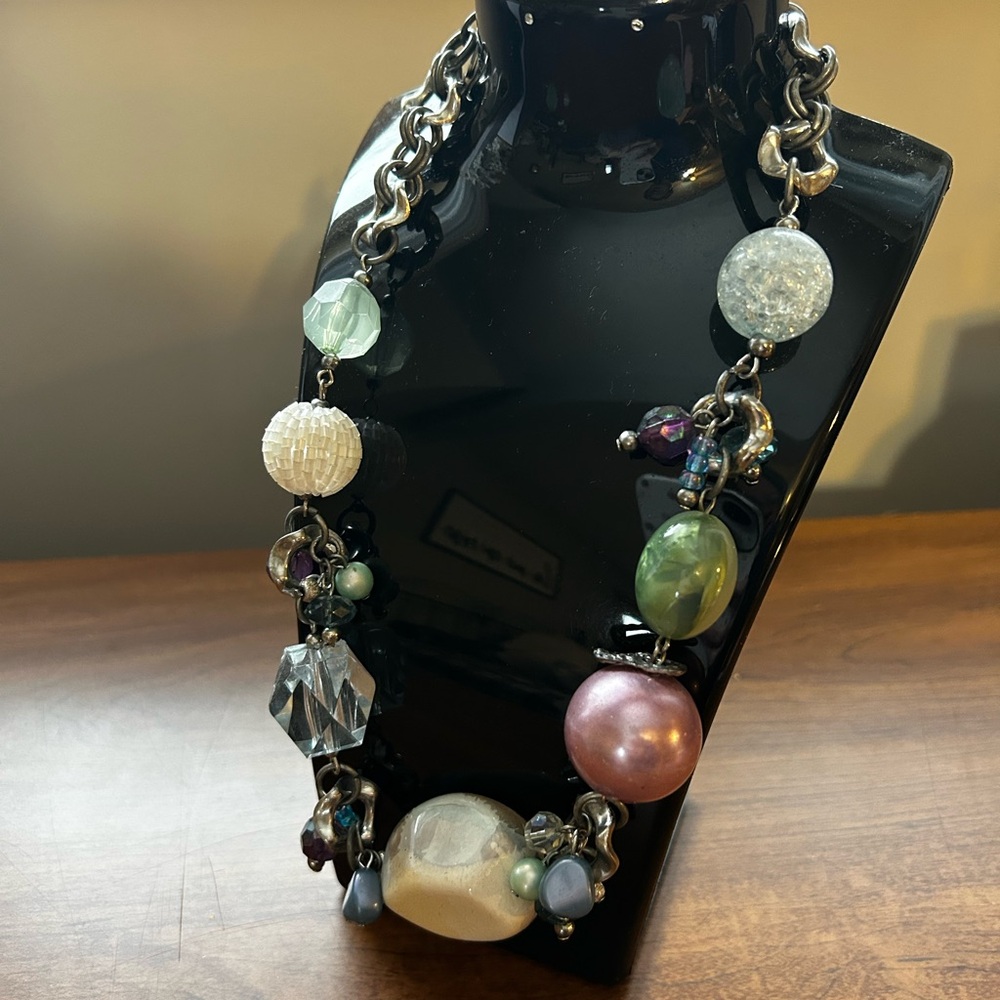 Vintage Elegant Multicolor Beaded Necklace